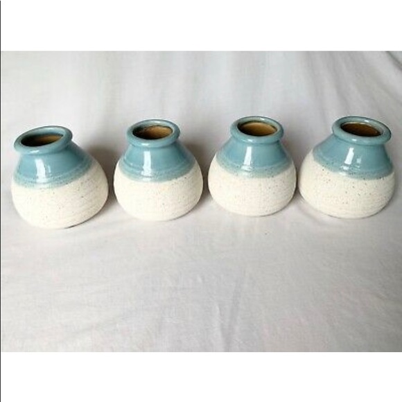 Rustic minimalist speckled egg small ceramic vase - Picture 11 of 12